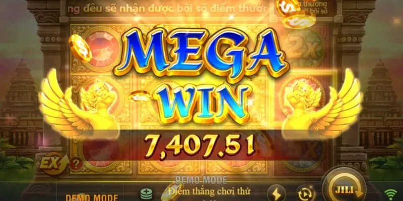 Người chơi lựa chọn game và đặt mức cược trong Nổ Hũ 52